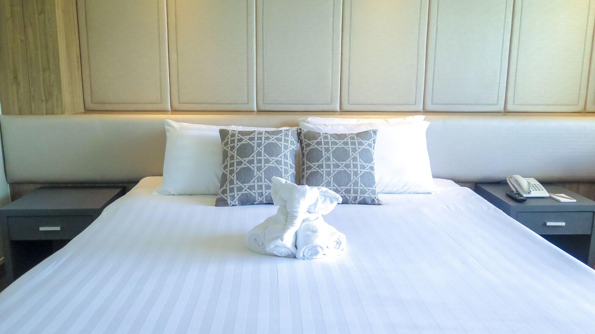 Hiran Residence Patong Экстерьер фото